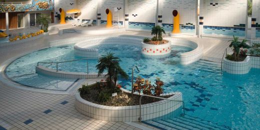 Casalgrande Padana Swimming pool